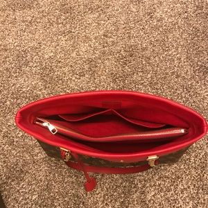 Louis Vuitton-Purse and wallet